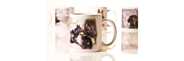 Tassen und Fressnäpfe