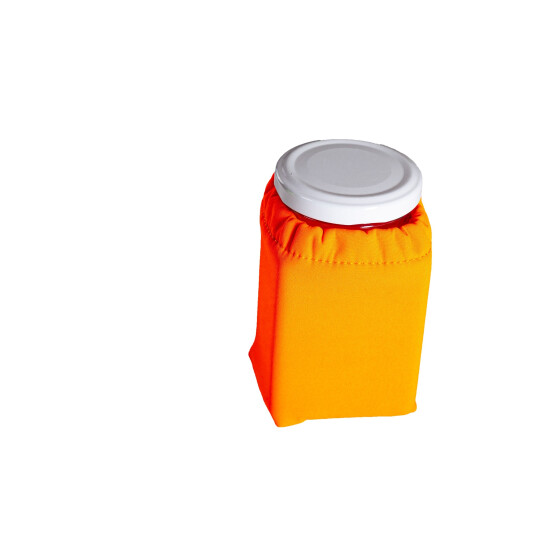 Eckiges Glas mit Softshell-Überzug und Baumwolltuch neonorange